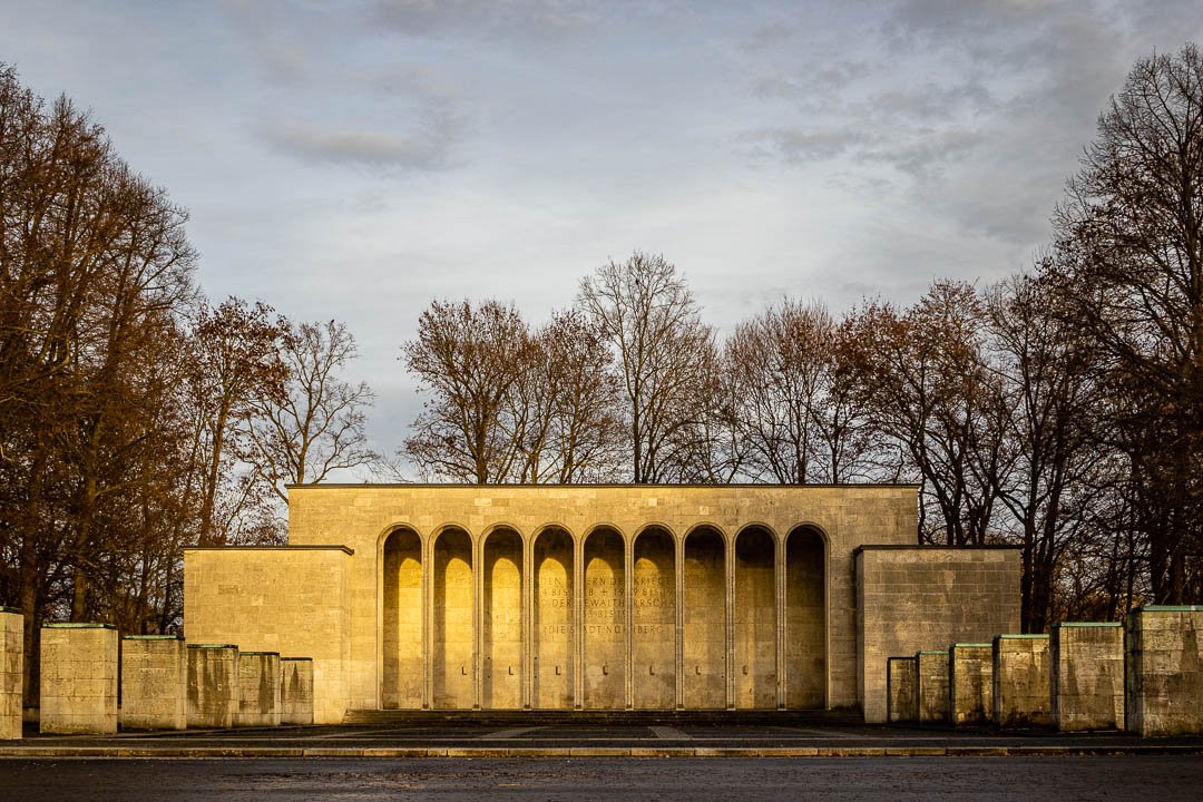 Ehrenhalle, Ludwigsfeld