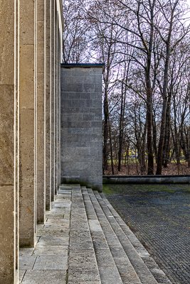 Ehrenhalle,Ludwigsfeld