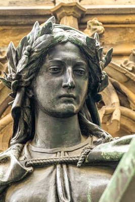 Theresienplatz Martin-Behaim-Denkmal 