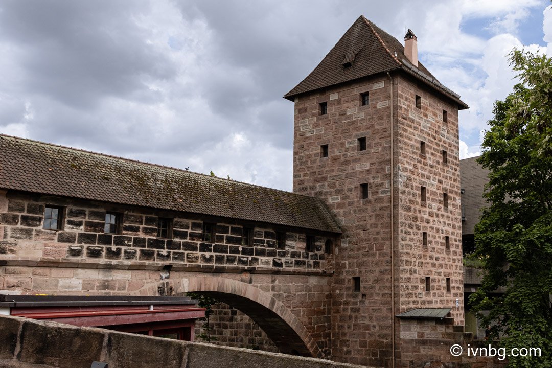 Stadtmauer Marientormauer Blaues B Stadtseite